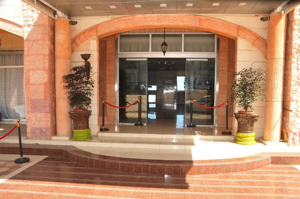 Hotel Le Virage Dakar Exterior photo